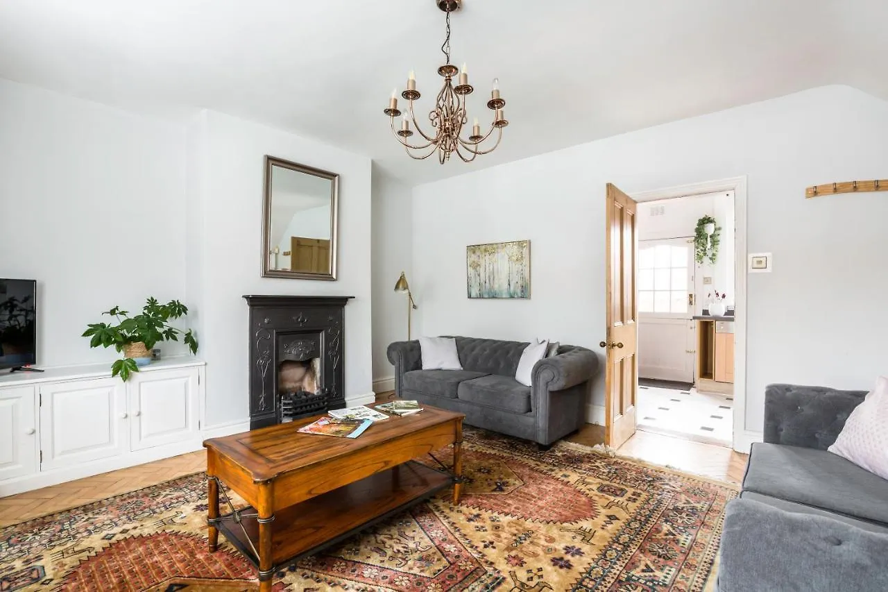 Holiday home Railway Cottage, Port Sunlight - Stanley-Stays Bebington United Kingdom